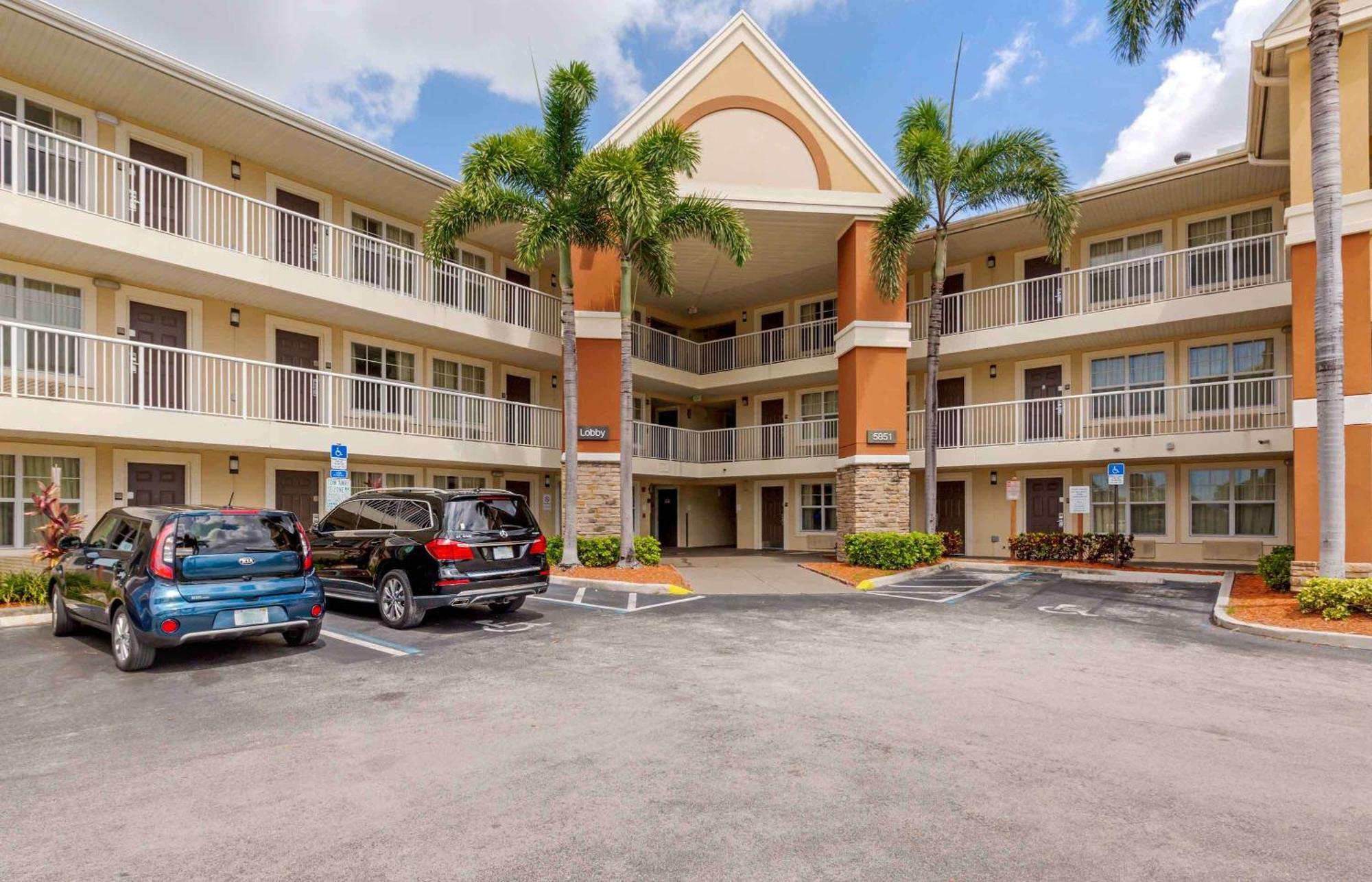 Extended Stay America Suites - Fort Lauderdale - Cypress Creek - Andrews Ave Exterior photo