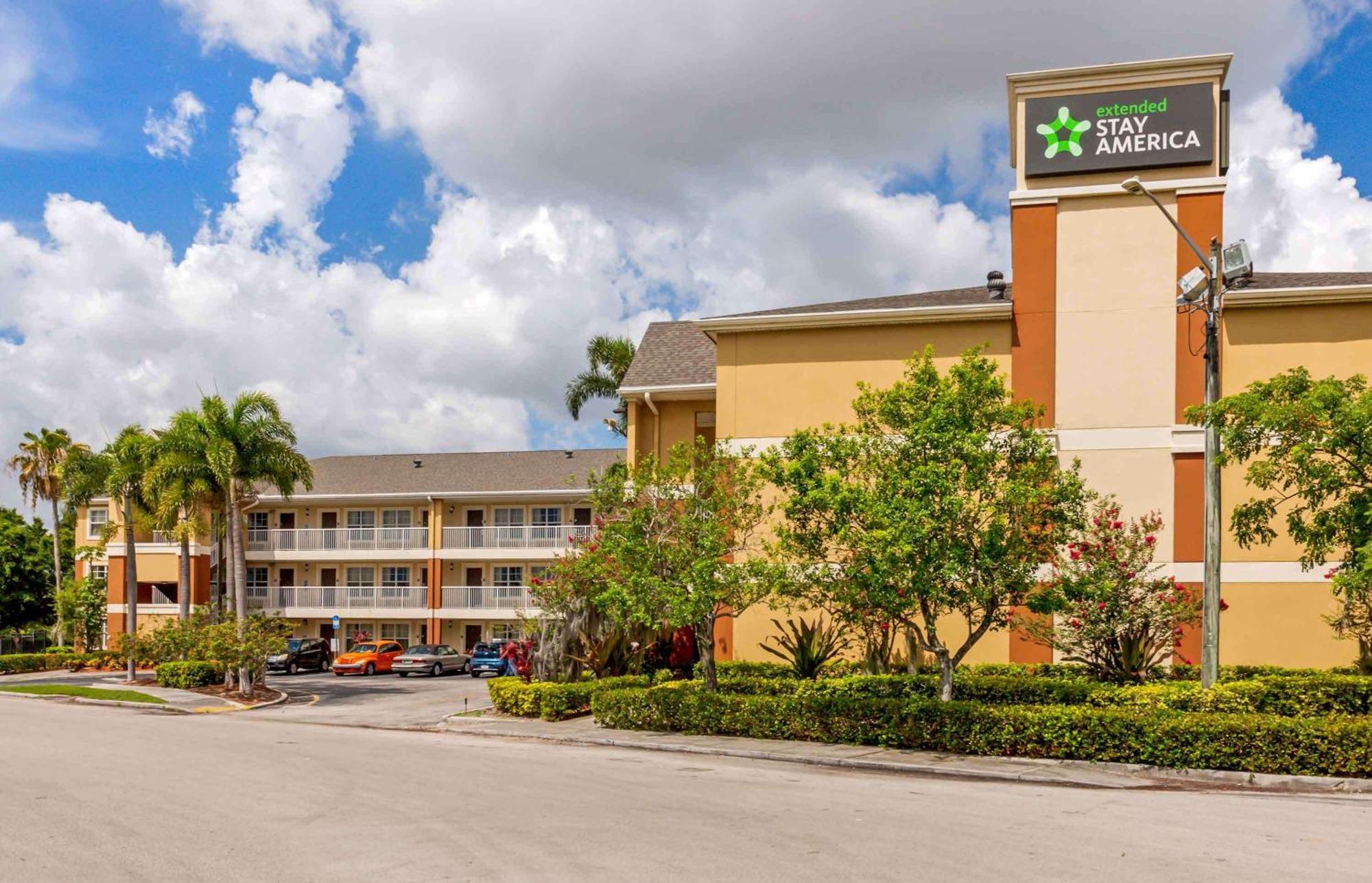 Extended Stay America Suites - Fort Lauderdale - Cypress Creek - Andrews Ave Exterior photo